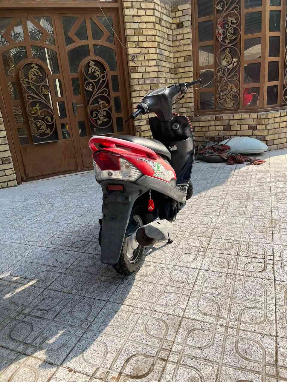 ماكس عدلة • ختم واحد • كفاله
