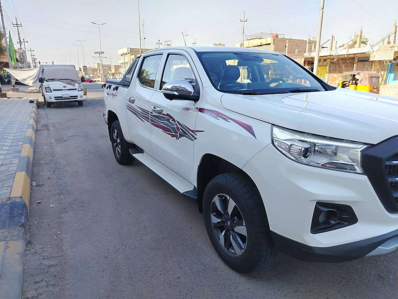 شانجال موديل 2023 شكل المرغوب محرك مسيوبيشي السياره بيه بارد بلبدي يم الدعاميه الخلفيه سياره فول مواصفات فورويل تبريد قطعتين بصمه تشغيل ابواب كشنات جلد كهرباء مري شفط كامره بلمري وبيه بعد مواصفات هوايه رقم اربيل الجديد بدون ضريبه السعر 175 اخوان الي موشراي ليتصل ولاينطي حجايه مراوس حسب القناعه السياره بالعماره ***********
