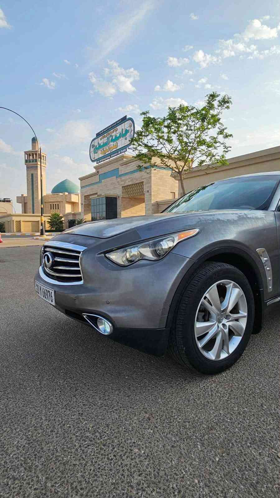 للبيع - نيسان  أنفنتي 2015 فول مواصفات اعلى فئه
💰 السعر: 95 ورقة (بيع مستعجل بدون مراوس) ومستحيل تحصل هيج سعر 

🔹 الموديل: 2015

🔹 الرقم: بغداد ألماني  – شرط تحويل 

🔹 المحرك: 6سلندر (3700 ✈️)

🔹 الموقع: كربلاء  حي الحسين  

🛠 تفاصيل:

✅ كير ومحرك مكفول (لا تبخير ولا تنقيص)

✅ حادثه  جاملغ خلفي وباب 
وهسه بيه جراد سياره لان متروكه 

✅ كير أوتوماتيك

✅تبريد ثلج

✅ ويل كب رياضي

✅ جام 4 كهرباء

✅ أرضية جلد

✅ شاشة + سماعات

✅ كاميرا خلفية

✅ باتري جديد

✅ سنتر لوك + ريمونت

✅ لايتات زينون عالي / ناصي

✅ كشنات كهرباء
تبريد تدفئه 

✅فتحه سلايت دبلات اشاره وسطيه 

✅دفع رباعي فور ويل 1/1

جنطه كهرباء 
كراسي خزن 
فول للاخير 

‭***********‬
***********
