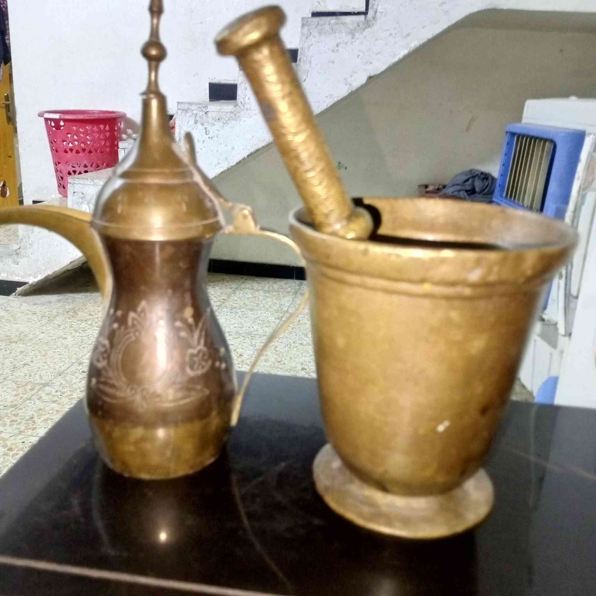 هاون ودله نحاس القديم للبيع رقم تليفوني ***********
