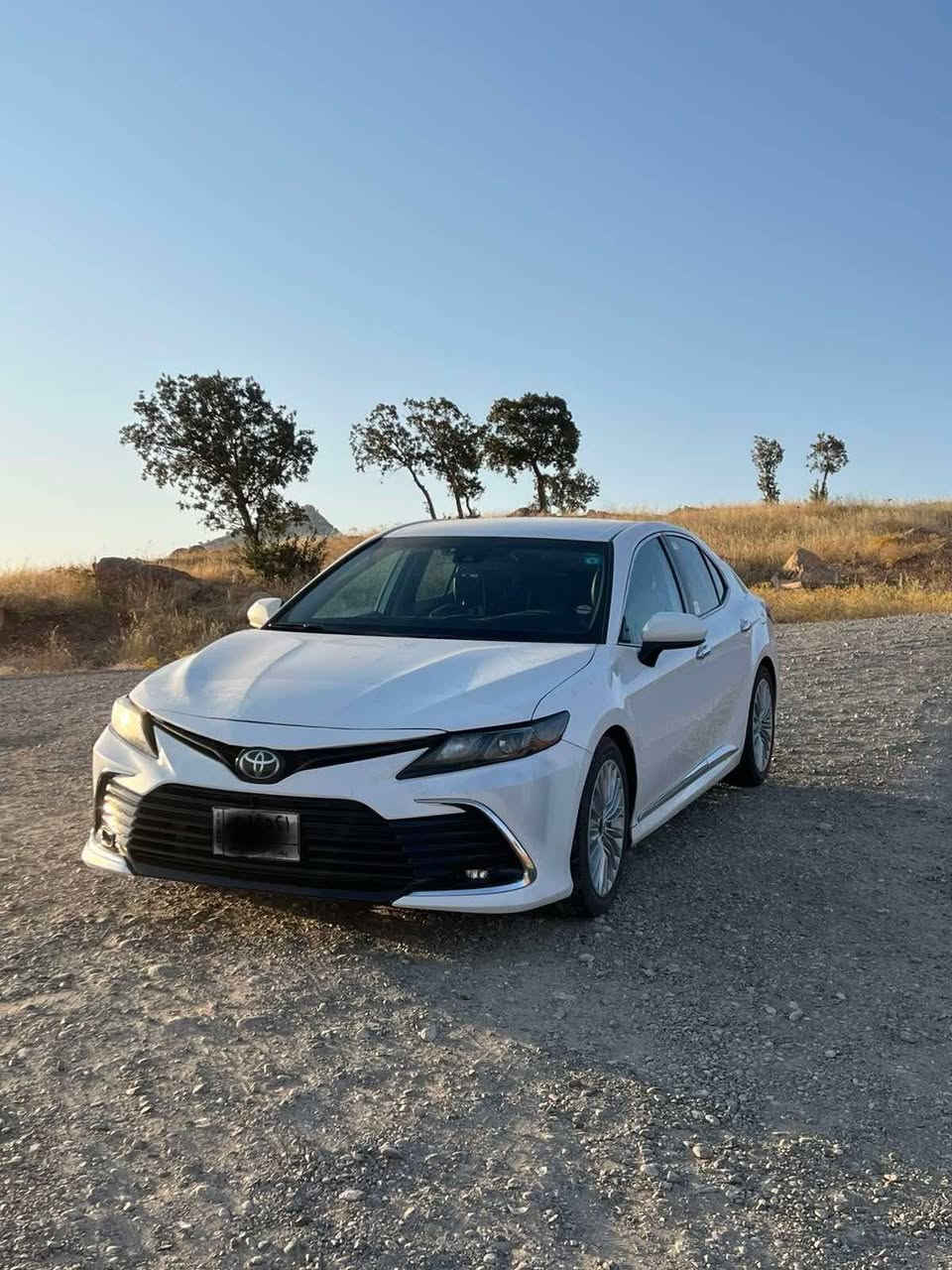 Camry 2022 hibred LE 
ماشيه 68 على وضع شركه رقم بغداد سنويه جديد لحد ٢٨ هزه وبرد جديد شرط تحويل راعيها ببغداد يعني تحويل يحول ببغداد بيها بونيد صبغ و٣ اماكن بارد ورقه فحص بالمنشور سعر 165 وبي مجال للجناي للاتصال *********** كركوك, العراق
