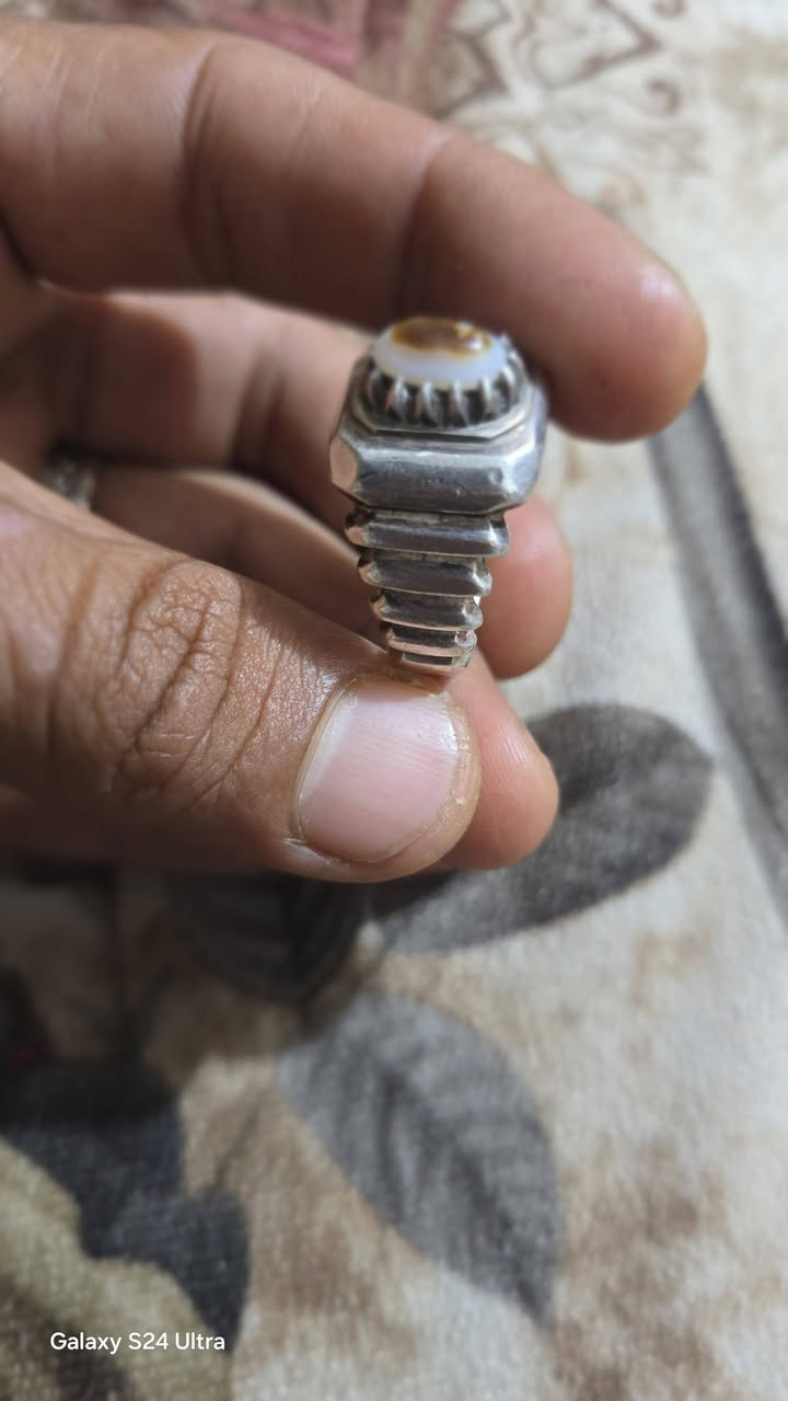 يمانيه بقريه ذمه اصليه مشتريهه 225وريد ابيعهه منو عنده سعد حلوو ابيع معتاز فلوس الله ويلكم عنواني حله ورديه خارج ***********ولمال قديم وفول جمال صياغت جوقي
