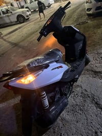 ثعلب • حك • الكرخ