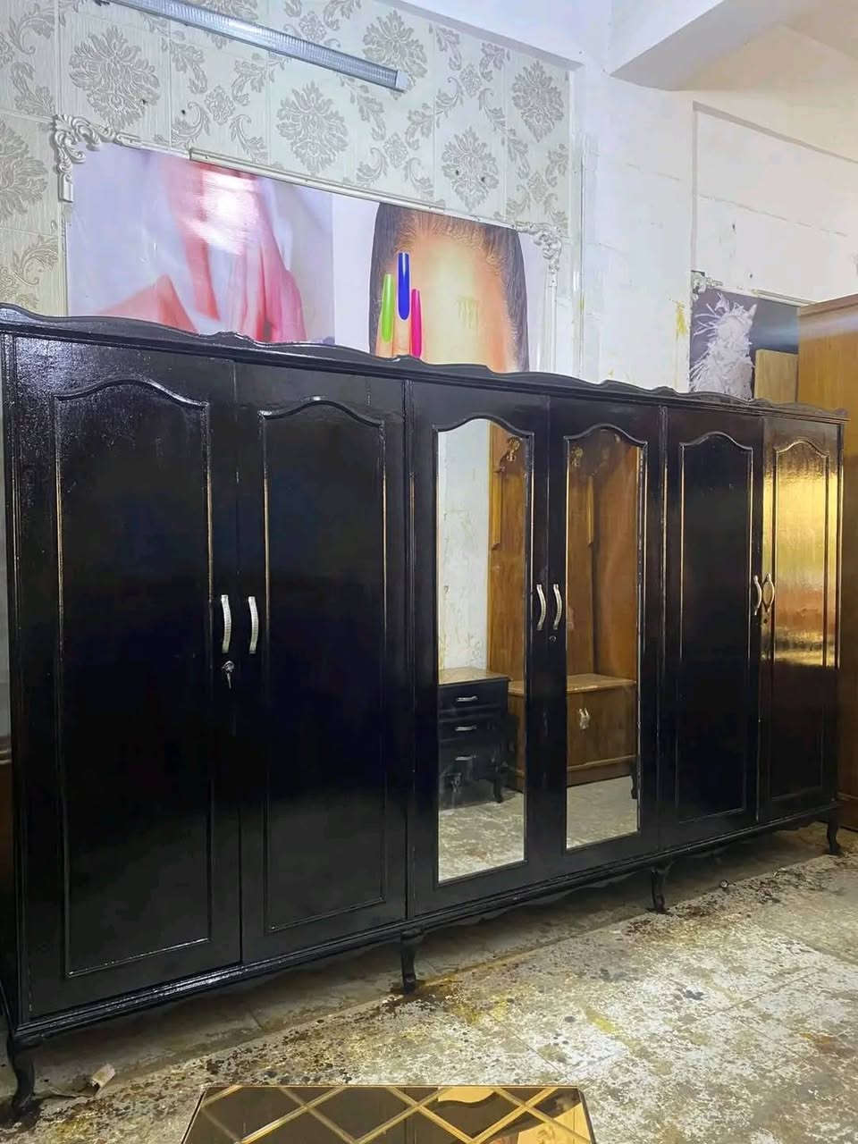 غرفه 6 باب صاج داخل وخارج ضهر جرجوبه شغل درجه اولى مستعمل موديل دنك رجل جعب غزال بغداد الأمين الثانية ***********
