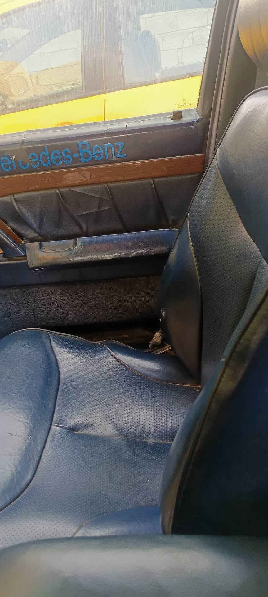 السلام عليكم  سياره مارسدس شبح  اللبيع موديل ٩٢م محرك وكير محور ففيتي 3000 منظومه غاز 80التر  تبريد شغال خلفي أمامي حداديه نظيفه غرفه نظيفه كشنات ماميه كهربائي بلاديه جلد فتحه سلايت شغاله تخم تاير سياره مصبوغه جماليه  بسمي تحويل مباشر رقم نكليزي السعر,, 48وبيه مجال مكان السياره مدينه الصدر  أي ستفسار ***********
***********
