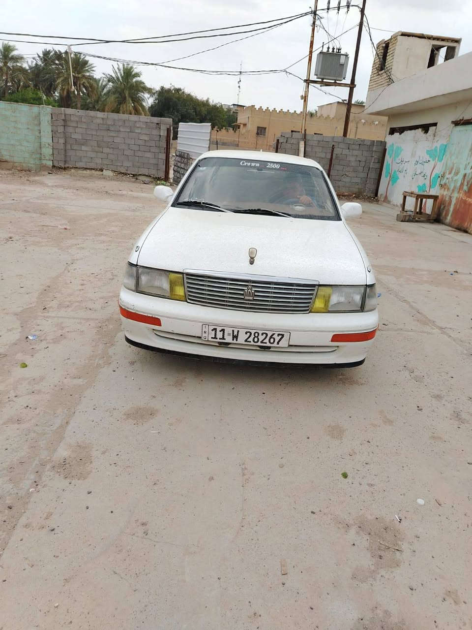 سلام عليكم بطه 92 رقم بغداد جاهزه مكينه 2500 مكفوله السياره مصبوغه جماليه على شرط لا كص ولا كلبه تبريد شغال تخم تاير صدر كله جديد مكاني صويره هذا رقمي *********** @ *********** السياره بأسمي شخصيا
