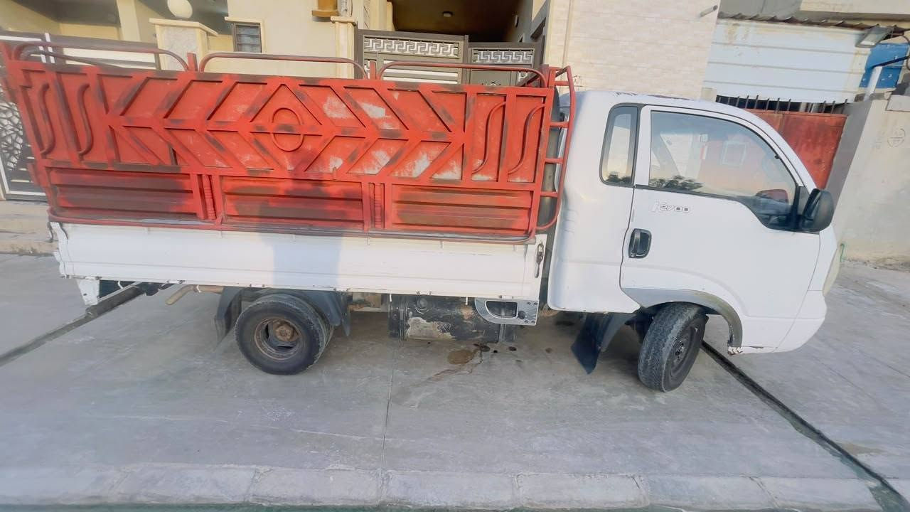 كيا بينكو • ٢٠٠٩ • بدون صبغ