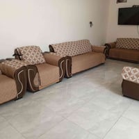 كنب • ١٠ مقاعد • متغلف