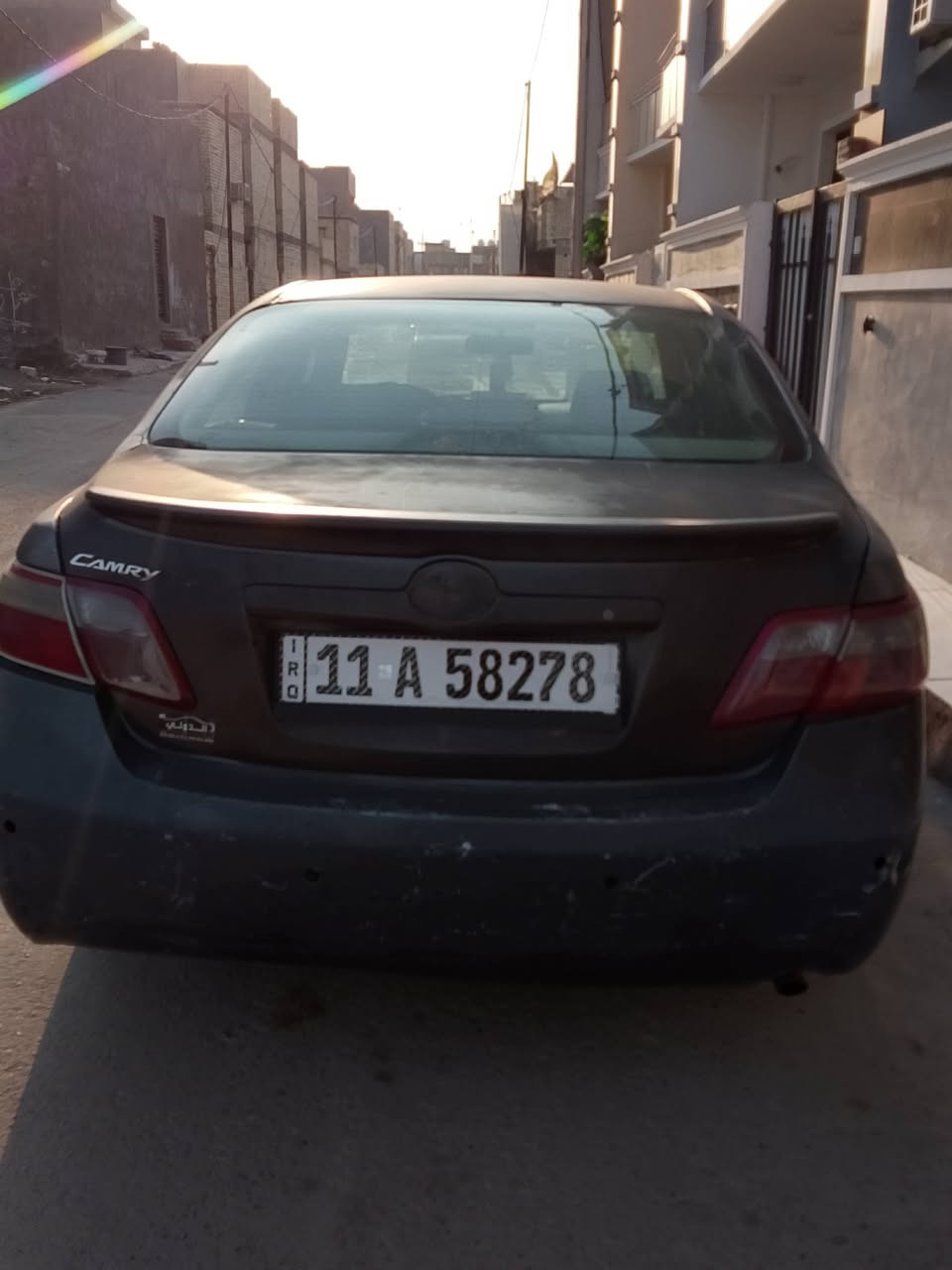 السلام عليكم 
كامري 2007 واريد امريكي 4 سلندر بيها كصتين ابيع (كوم حديد) رقم انكليزي مكان السيارة الدورة نهاية شارع 60 السعر 40 ورقة (***********)
