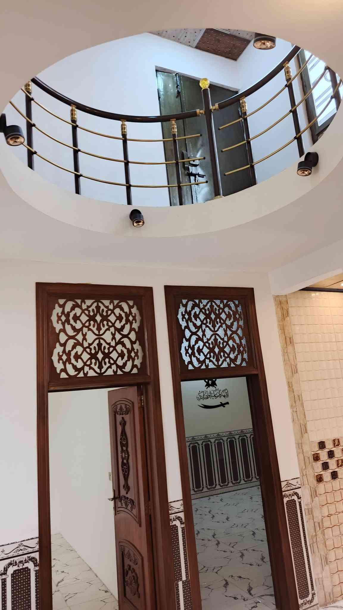 دار • ١٣٠م • مستعجل