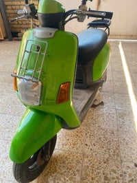 بوليسي • اوراق • مكينة مفتوحة