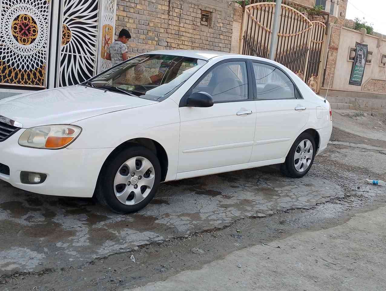 سلام عليكم سيراتو موديل 9رقم بابل دولي بسمي سياره جاهزه سنويه 31 حداديه جديده تخم تاير كير مكفولات مكينه بين خيط بخار بدون تنقيص تبريد شغال السياره جاهزه ماعده ذني الي واضحات بل صوره السعر 98وبيه مجال مكان السياره بابل كفل رقم 
 ***********
***********
