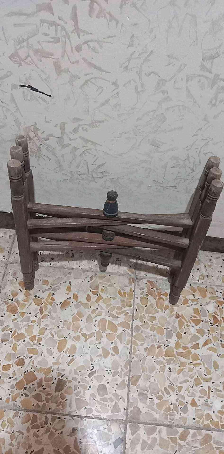 طاولة • للبيع • سعر خاص