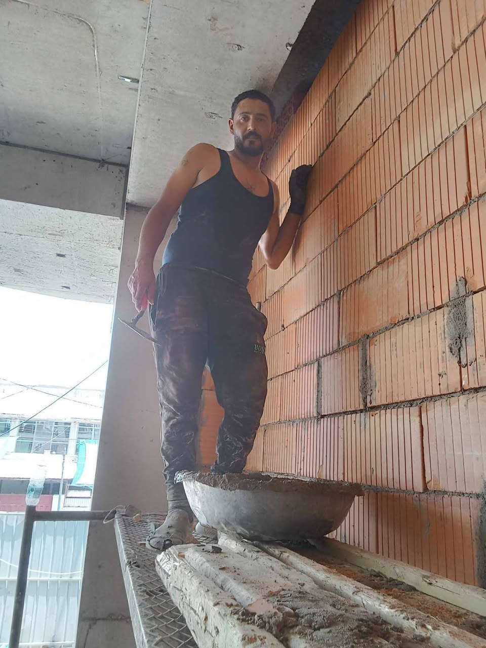 خلفات بناء مرتب تسليم مهندس طبوك بلوك رقم الوتس *********** وادلل حبيبي
