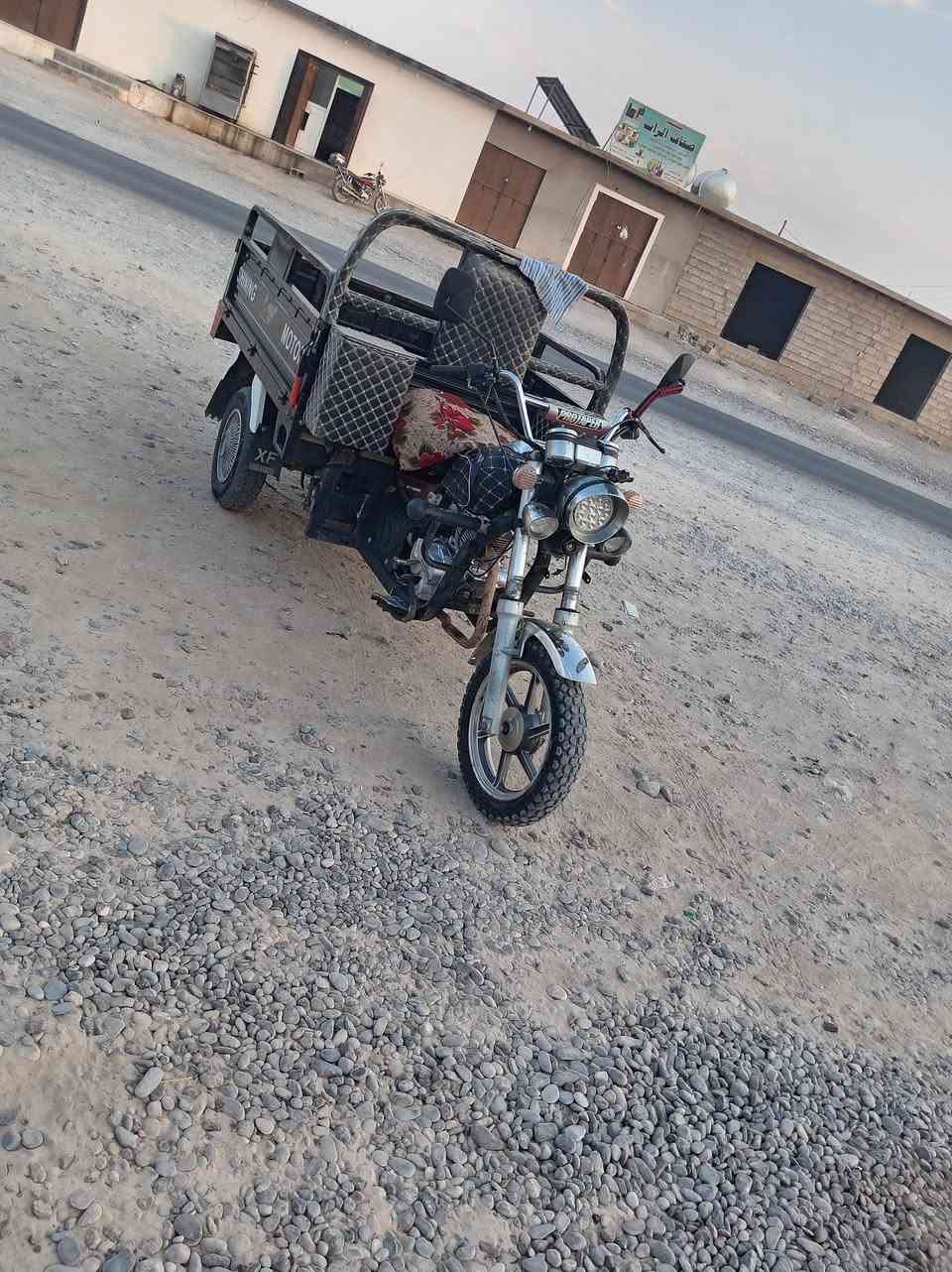 اسلام عليكم  ستوته جمره 2021للبيع.. اني مكلف موليه 
محرك. 200 جديد موديل 2025 
رگبه مفطوره وملحومه 
كهربائيات كلهه فول شغاله بس بگ لايتات ايعوزهه 
تواير نص عمر 
شرط قطره صبغ مابيهه بلاديه 
خابر وتدلل.. *********** المكان شميط
