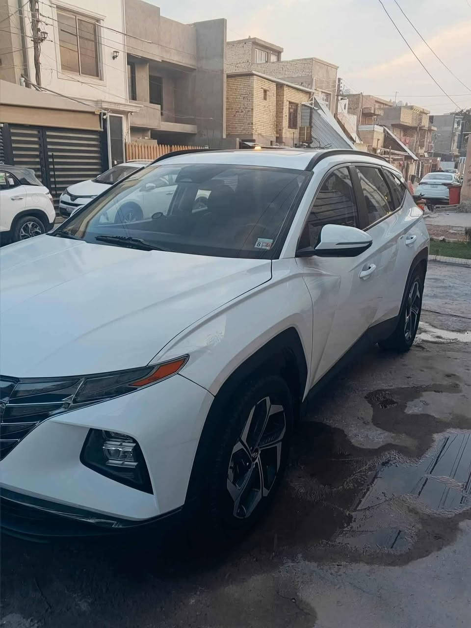 السلام وعليكم
للبيع او مراوس 
هونداي توكسان Hyundai Tucson

2024 

فول موصفات  

1-كشنات كهرباء

2-تحديد مسار

3-مانع انزلاق

4-كروز سرعة

5- اربع وضعيات القيادة سبورت نورنال ايكو اقتصادي

6-نقطة عمياء

7-رادار الاصدام 

8-عداد جتل الاكتروني

9-شاحن لاسلكي 

10-شاشة كبيرة 

11-مكيننه2500 المرغوب

12-داخل اسود 

13-تشغيل بصمة

14-سايد بريك كهرباء

15-اوتو هولد

16-فتحه سقف

17-نقطة نزول منحدرات

18كامره

19-درايف مود

20-مدخل USB + AUX

Bluetooth 

21-بك لايت LED 

22-تحكمات ستيرن

23-حساسات امامي خلفي 

24-لايت زنون بلاد

25-تشغيل بلاجكتورات مع اتجاه السايق

26...صندوك كهربائي 

27-قطعتين تبريد خلفي 

28-ابواب لمس

29-ترحيب عند الاقتراب

30-رقم بغداد

***********
