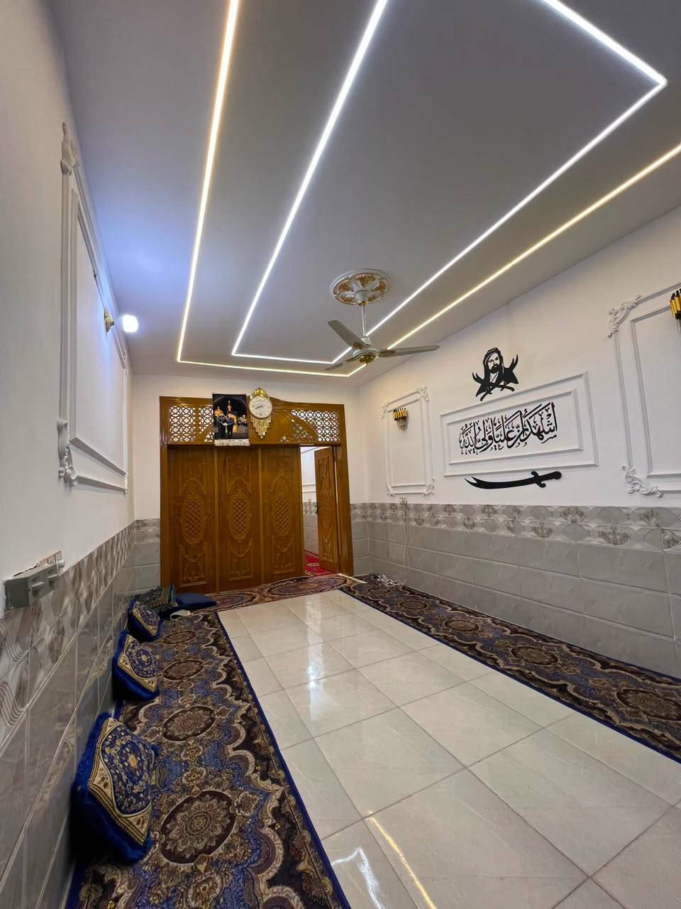 #بيت_150مربعه***********
#مكتب_التساهل_للعقار
#بيت_طابو_زراعي_سند25
السعر58 مليون وبي مجال 
بناء حديث 
عرض الشارع20متر
بناء ممتاز جدا 
بناء طابوق اساس وسقف صب كونكريت
 عنوان لبيت النجف بشارع المطار الصب
#مقابل__قرية_الغدير_مباشر 
#يحتوي #لبيت_على+_2غرفه+صاله +ستغبال +مطبخ +صحيات بلداخل +وصحيات بلخارج 
***********وتساب
