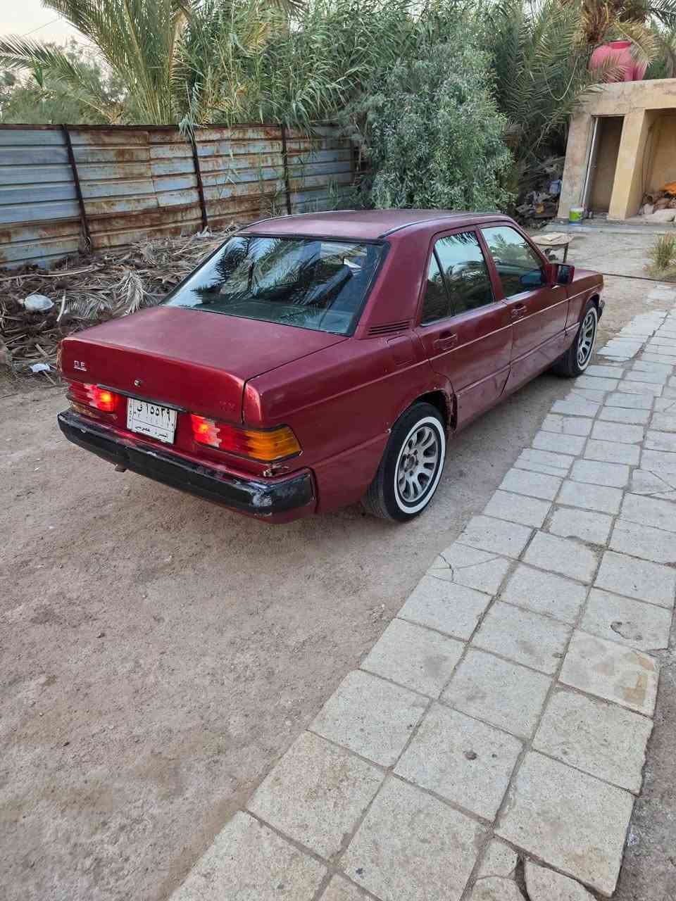 سلام عليكم مرسدس  190مديل 92 سياره جديده قواعد مكفولات توني محورهه مكينه وكير وتبريد يا باني ونجي  جدد سياره بسمي مشروع وطني تحويل سنويه جديده تخم تاير جديد حداديه جديده با تري جديد كهريايات كلهه شغاله جام كهرباي فتحه بل قماره رقم *********** السعر 27 ورقه المكان نا صريه
