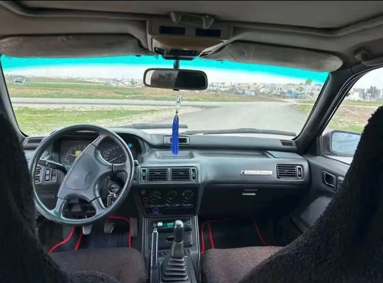 Galant 1992 مەکینە گەورە 
گێڕ مەکینە کارەبایات بەشەرت 
بەناوکردن و تەحویل بەشەرت 
یەک پارچە سبوغ 
جەمپەکی زۆر خەفیفی پێشی هەیە 
ڕەقەم و سەنەوی تاکوو ٢٠٣١ نوێیە 
بۆ نرخی نامە بنێرە 
*********** هەولێر أربيل, العراق
