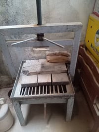 معصارة دبس • نضيفه • للبيع