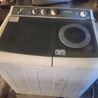 للبيع اسعار مناسبه  شغالات مكان سيديه 07849887279  نص مكتوب في الصور: ...