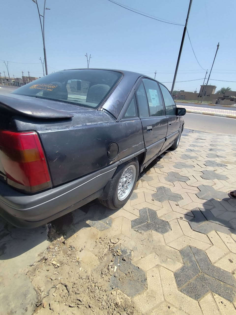 🚗 للبيع أوبل أوميكا موديل 1989 🚗
**المواصفات:**
- المحرك: 2000 سي شرط نضيف ومكفول، بدون نقص دهن
الكير: أوتو ك 
- الداخل: شرط حيل نظيف، دواشيك، ، تخم تاير جديد- 
**السعر: 25 ورقة **

**المكان:** الفلوجة - قرب شارع 60
**للاستفسار:*************

ملاحظة: السيارة للشراي الصدق
