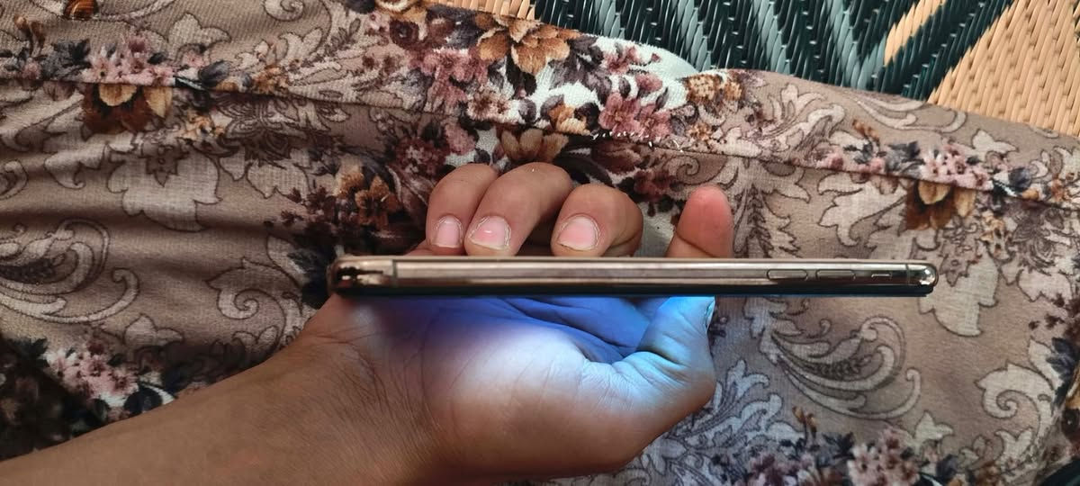للبيع اكس ماكس
السلام عليكم 

فيس إيدي عاطل 

بطارية بلدي 78

شاشة اصلي ثلاث خيارات 

ذاكرة 256

تك سيم شغال 

كامرات شغال بس 2x مواضح

السعر 190 بي مجال 

لايوجد توصيل

🏠عنوان موصل كوكجلي 

للتواصل عل خاص 

***********
