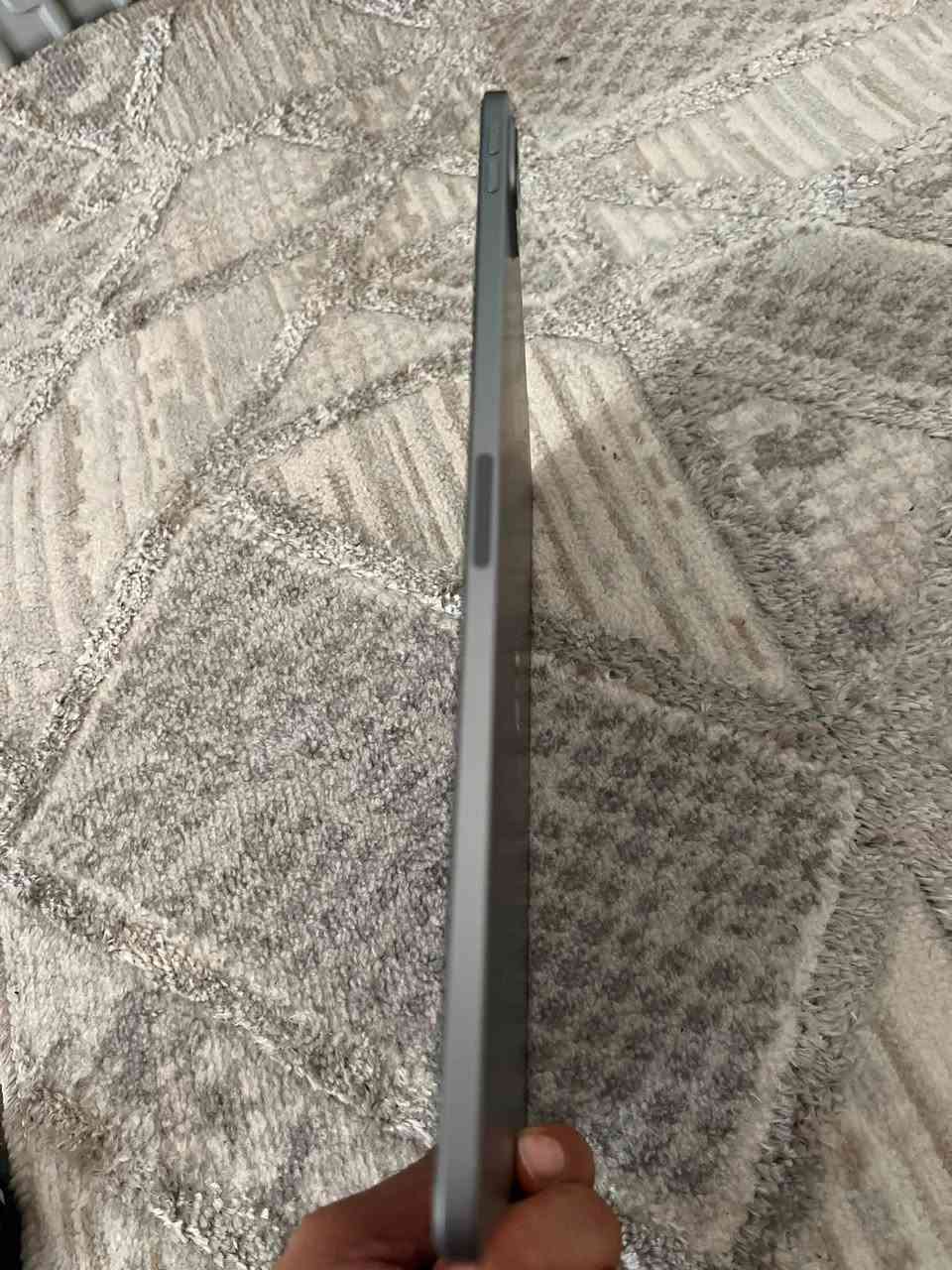 iPad Pro 11-inch (4th Generation) (256G)
الجهاز جديد لا داخل صيانه ولا مفتوح 
((مراوس ايباد ريد ماجك استرا ))
***********

