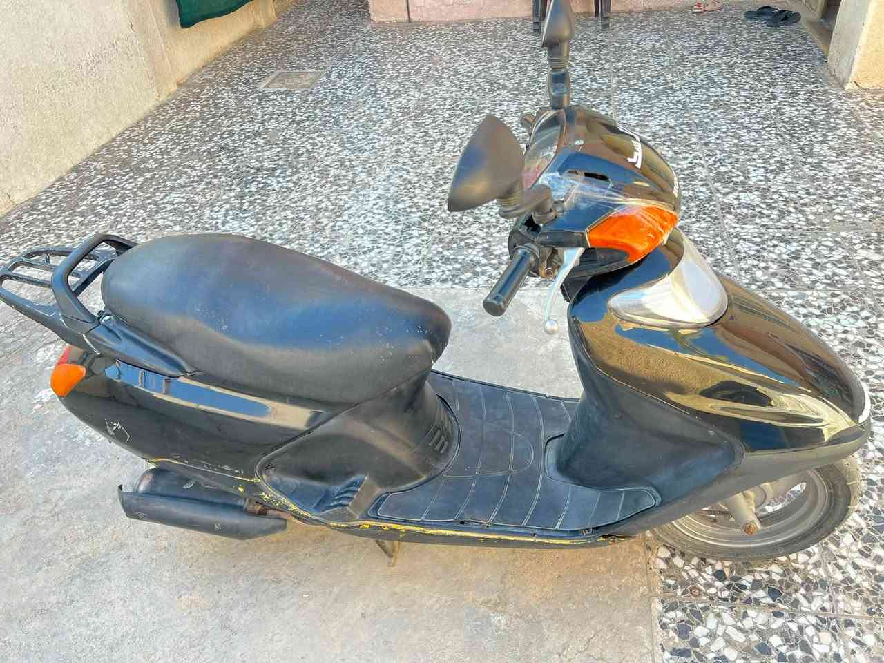 السلام عليكم
دراجة سبيسي 300 الف وبيها مجال 

بغداد الكمالية 

***********
