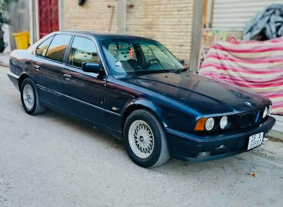 بي ام 525 • ١٩٩١ • رقم بابل