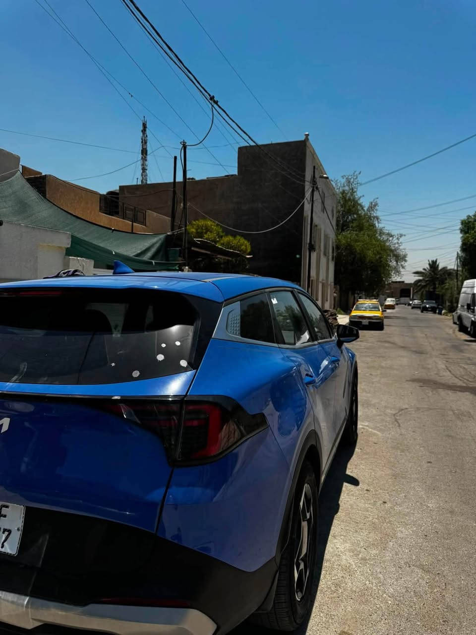 السلام عليكم كيا سبورتج EX موديل 2026 دخول جديد
المسافة المقطوعة: 5000 ميل

حجم المحرك: 2500 GDi

ضرر السيارة: البنديد وحاكت فبع الجنطه

حالة الإيربك: بدون إيرباك

#المواصفات

• بصمة

• كرسي السائق كهرباء

• حساسات خلفية

• لايت زينون + LED

• كشّافات

• بك لايت LED

• أبواب بصمة

• تدفئة كشنات

• تشغيل عن بع

• :

* دشبول شاشة متصل

* شاشة كبير

* كاميرا خلفية دوارة

* المقاعد لون اسود جلد

* مثبت السرعة Cruise

* المودات والأوامر الصوتية

* أوضاع القيادة Drive Mode

* فحص أنظمة السيارة

* حساسات ضغط إطارات

* شفقات مقود

* نظام ترحيب

* قطعتين تبريد

* هاند بريك بصمة

* نظام مانع الانزلاق

** نظام نزول المنحدرات⁠

* المودات والأوامر الصوتية

* أوضاع القيادة Drive Mode

* فحص أنظمة السيارة

* حساسات ضغط إطارات

* شفقات مقود

* نظام ترحيب

* قطعتين تبريد

* هاند بريك بصمة

* نظام مانع الانزلاق

* نظام نزول المنحدرات

* إشارة في المرايا الجانبية

* مخرج منفذ الطاقة

* المقصورة الخارجية الطويلة

* السيارة جديدة بمعنى الكلمة

* مكان السيارة بغداد

* ⁠ ***********
