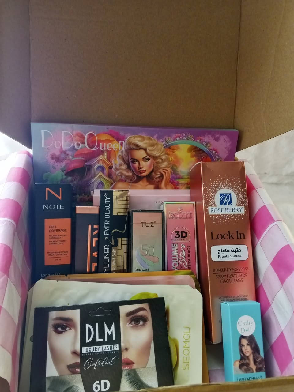 ✨ بكجات مكياج حسب طلبج 💄
اختاري القطع اللي تحبيها، ونرتبلج البكج بأسعار مناسبة ومميزة 🤍
📩 للطلب والاستفسار دزيلي خاص واتساب ***********
