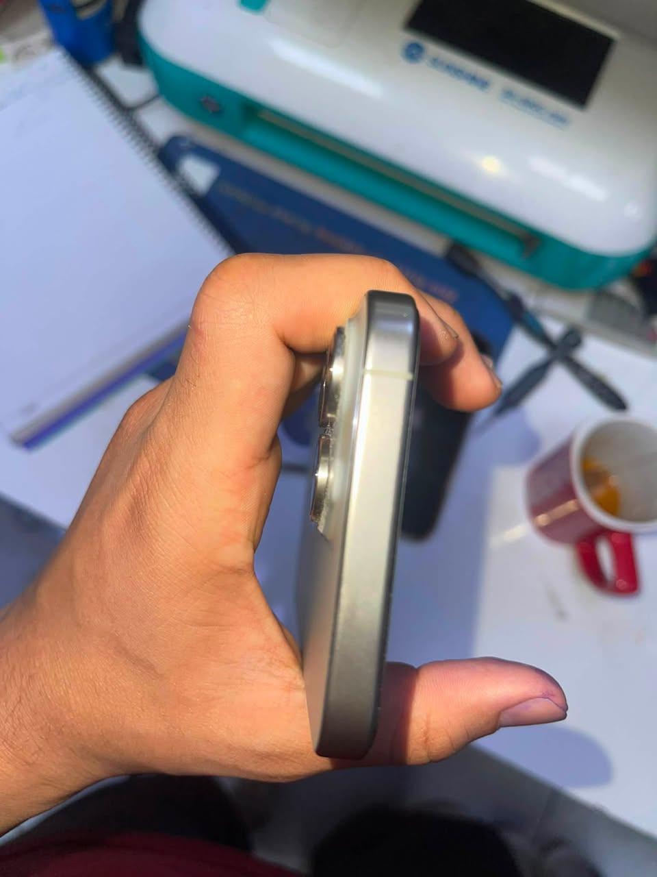 ايفون 15 pro max ذاكره 512
بطاريه 85 كلشي ممبدل بي ولا مشخوط شخطه وحده   السعر  مليون و ميه و بي مجال قليل 
***********
