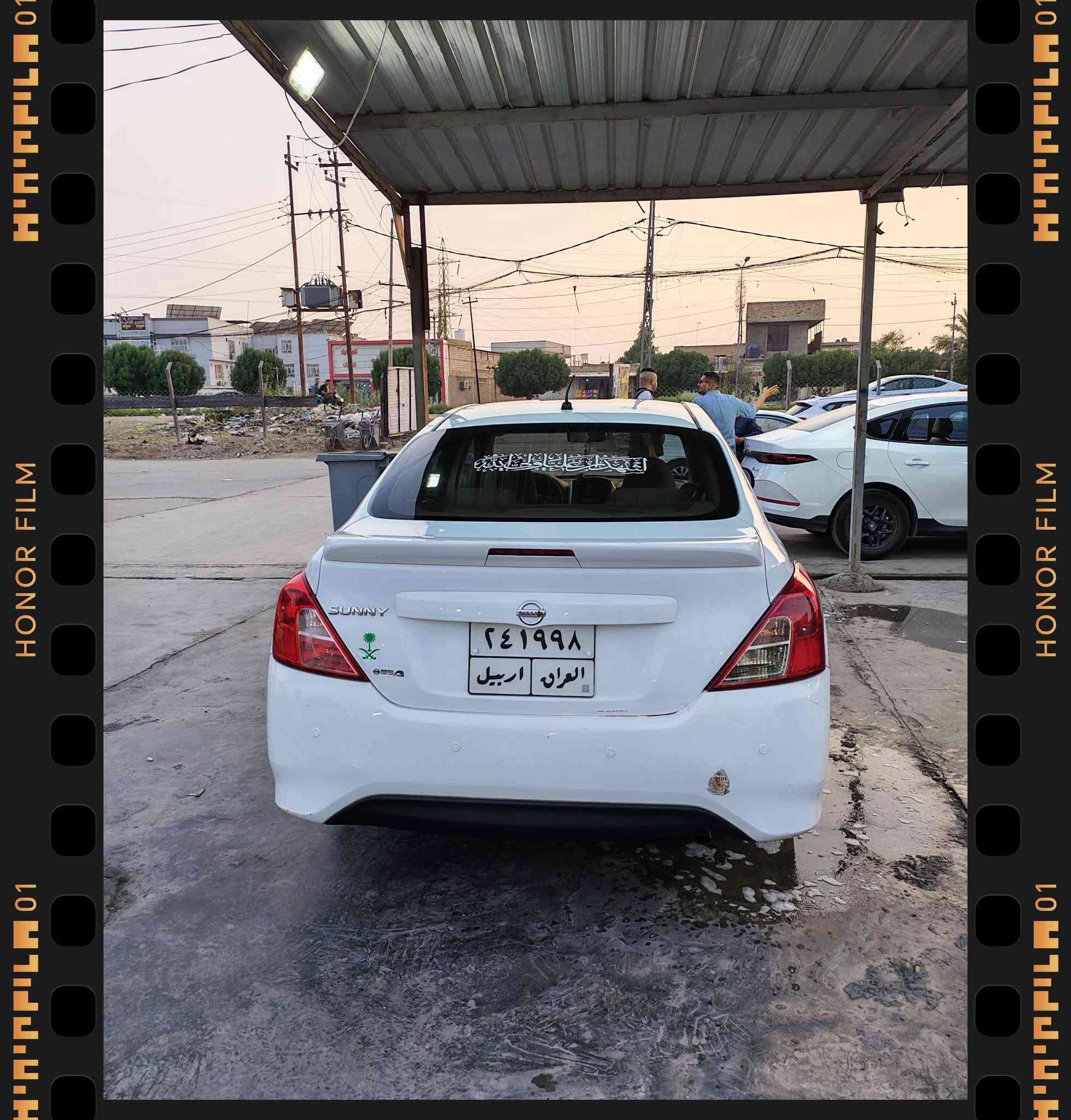 موديل ٢٠
للبيع هندي بيته زركه 
كفاله من ضربه وصبغ سياره ماشيه ١٤٠
رايده ب١٠٧ وبيه مجال للشراي 
تحويل ثاني يوم 
للاستفسار ***********
