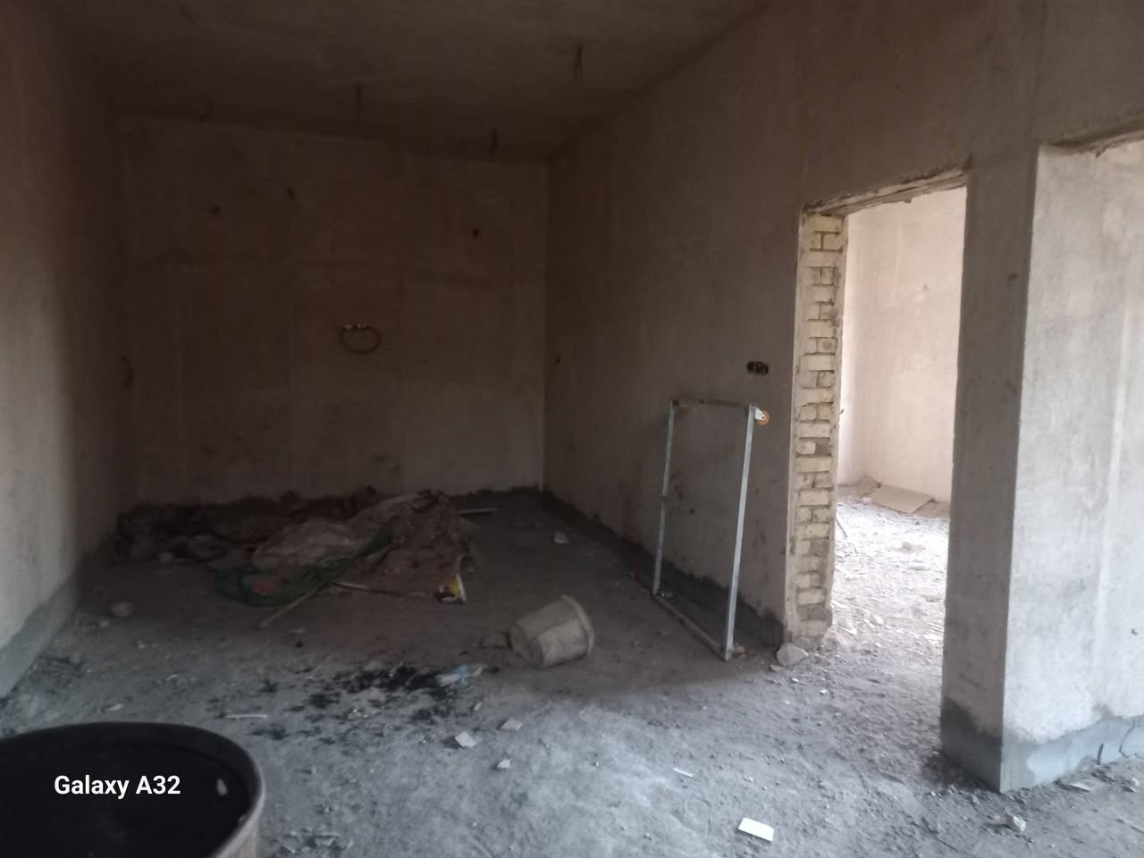 بيت للبيع طريق سومر عفك طابو زراعي سند ٢٥ المساحه مال البنيان ٢٥٠متر يم المدرسة مال الرايه ويه لبيت ٧٥٠ متر تبعد عن الشارع ١٥٠٠متر تفاصيل تصال ***********
