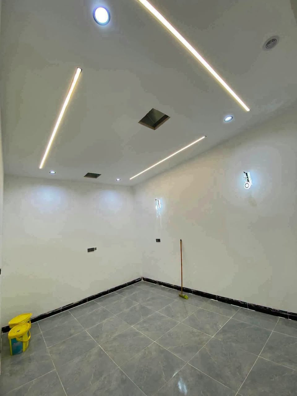 مشتملات ٢ • ١٠٠م • طابو صرف