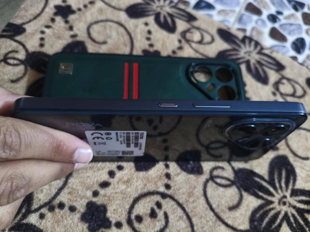 سلام عليكم البيع اسم الجهاز TECNO POVA 7 Ultra 5G  سعر 350 وبيه مجال نتصل عل رقم‏‪***********‬‏
