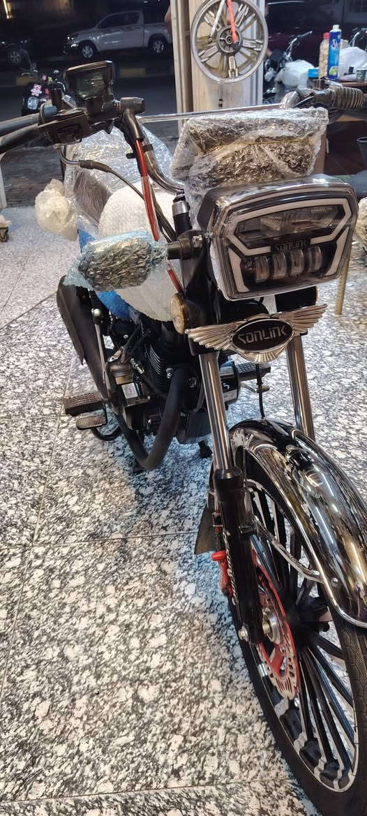 ضاغطه وزنجيل موديل ٢٦
ماشيه يومين
السعر خاص
للتواصل ***********
او زورونا عند معرض المهندس للدرجات
