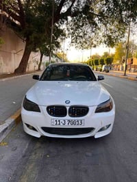 Bmw 2009 / 528  فول مواصفات سياره نصبه تخبل  بيها قطعتين بدون دواخل  م...