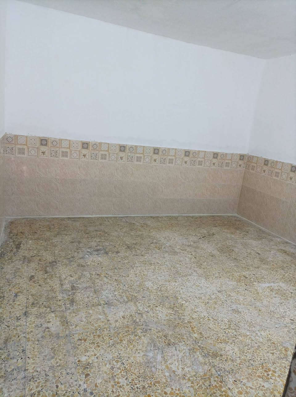 مشتمل • غرف نوم • الشعب شارع الصحه