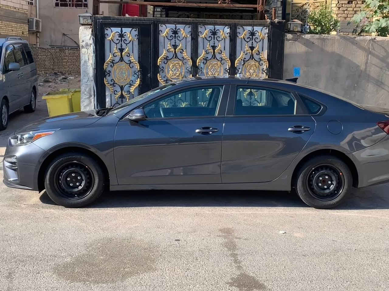 السلام عليكم كي فورتي مديل 2021وارد امريكي حادثه موجود بلصوره مكاني بصره سعر 115وبيه مجال ***********
