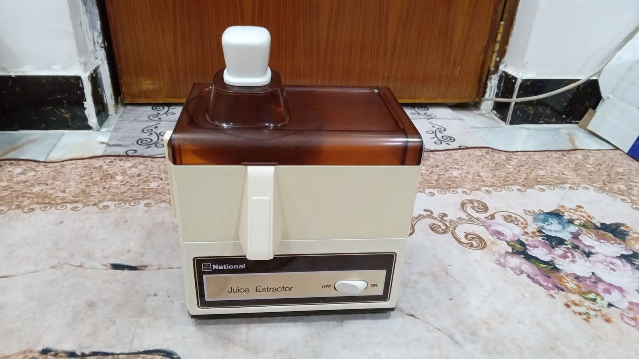 سلام 👋 عليكم 
للبيع معصاره ناشينال اصلي ياباني استيراد المنشأه العام العراقية نضافه عالية جدآ جداً ع وضع شركه ليرغب بل شراء يراسل الصفحة خاص فقط او تصال 
***********
