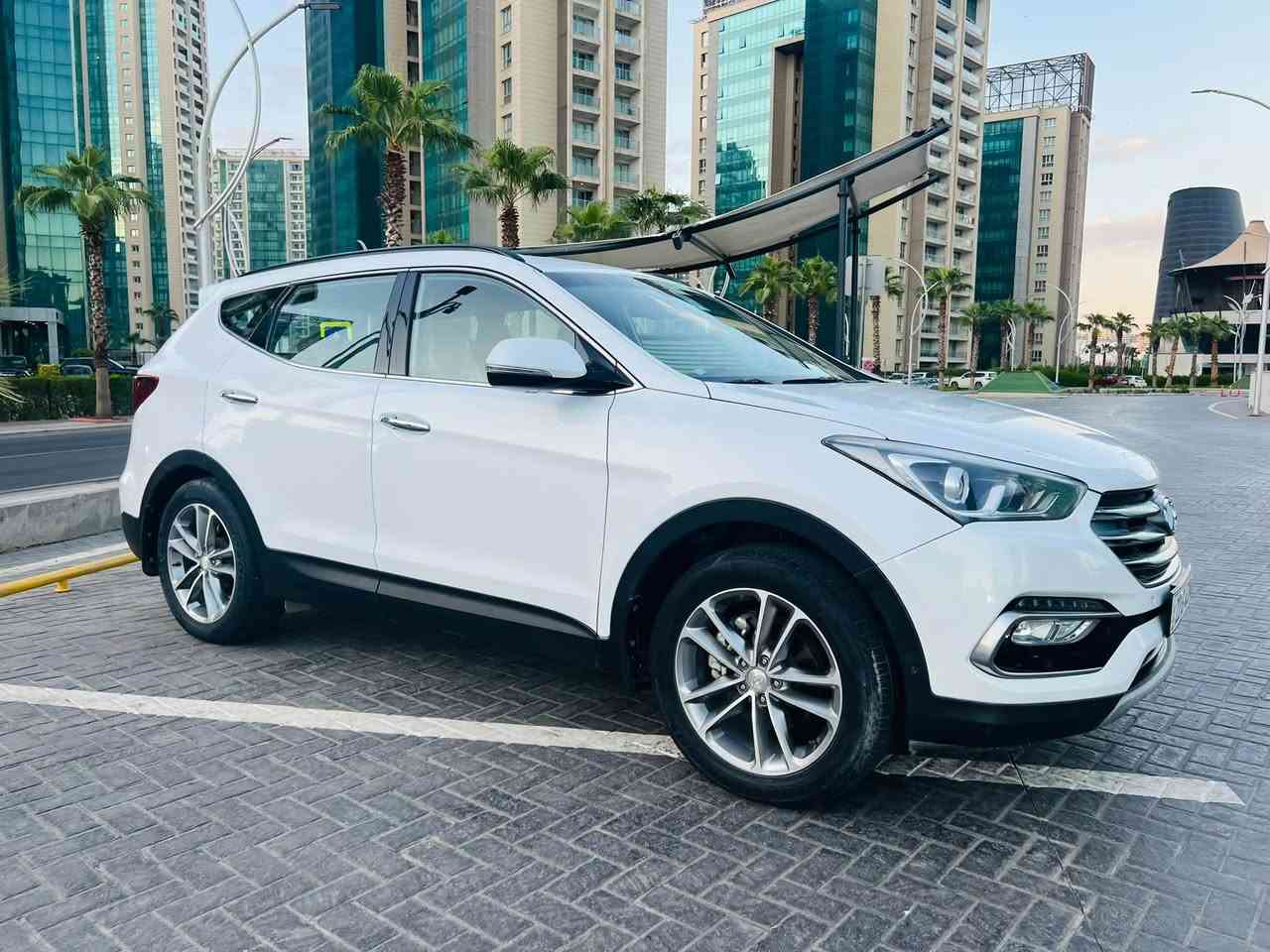 موديل 2018
وارد خليجي محرك 4 سلندر 
بدون صبغ كلين فقط البنيد بي اثر حجر فقط تكحيل 
مواصفات عاديه 
رقم اربيل تحويل وكاله بشرط 
ماشيه 108km فقط 
سياره حلوه مناقصها شي 
السعر 158 وبي مجال قليل 
للتواصل ***********
