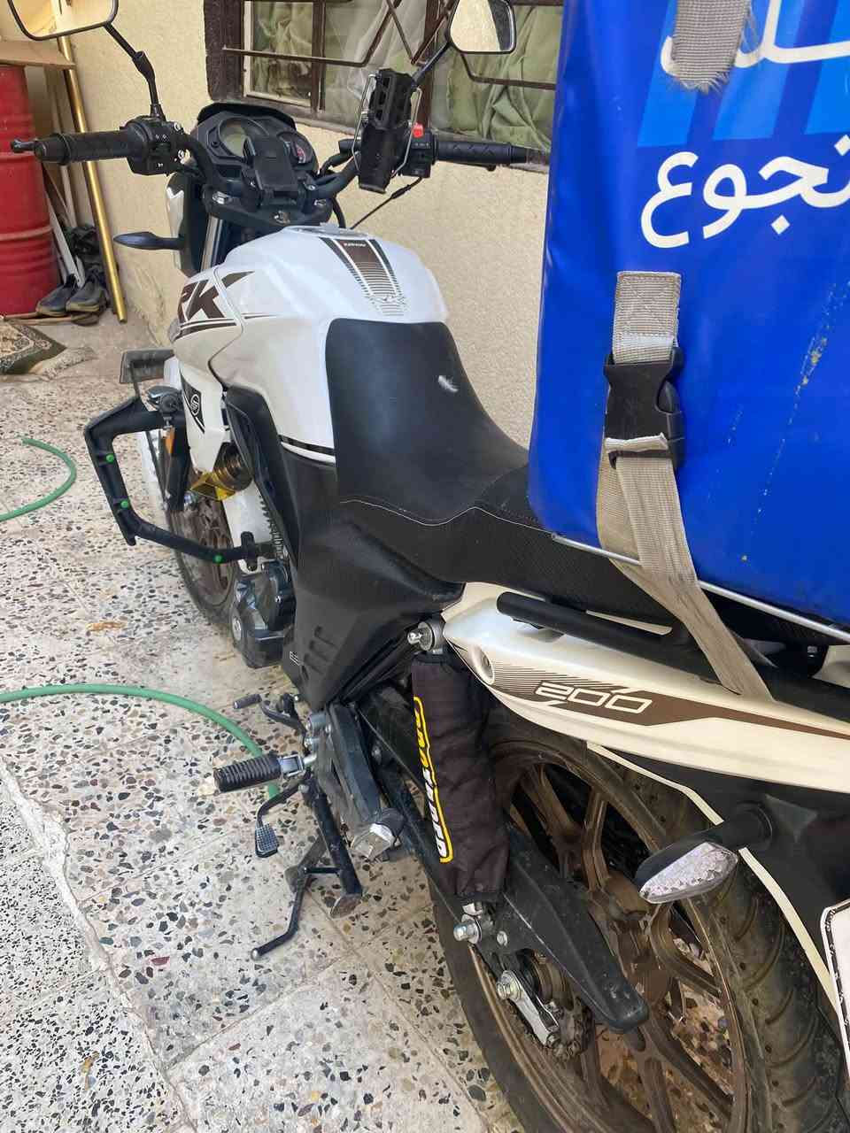 ار كي للبيع شرط زيرو اخو الجديد ماشي بس 19 الف وشرط كلشي مامبدل بي على وضع الشركة مرقم كامل ورقم نينوى والسنوية بأسمي ايمت ماتريد نحولة بأسمك سعرة 2750 وبي مجال للشراي للاستفسار اتصال فقط مابي واتساب ***********
