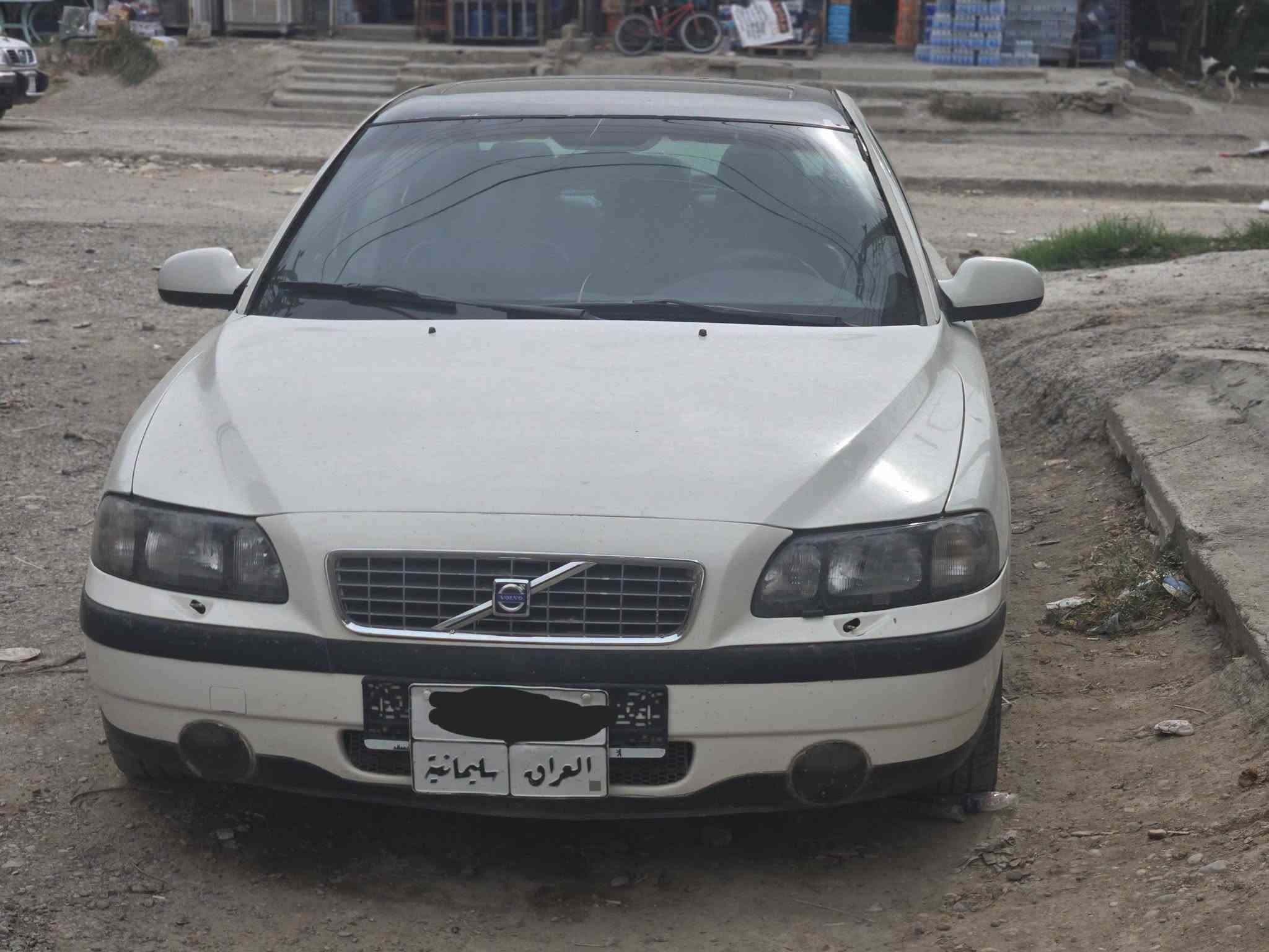 S60 T5 • ٢٠٠١ • كامري ١٨٠٠