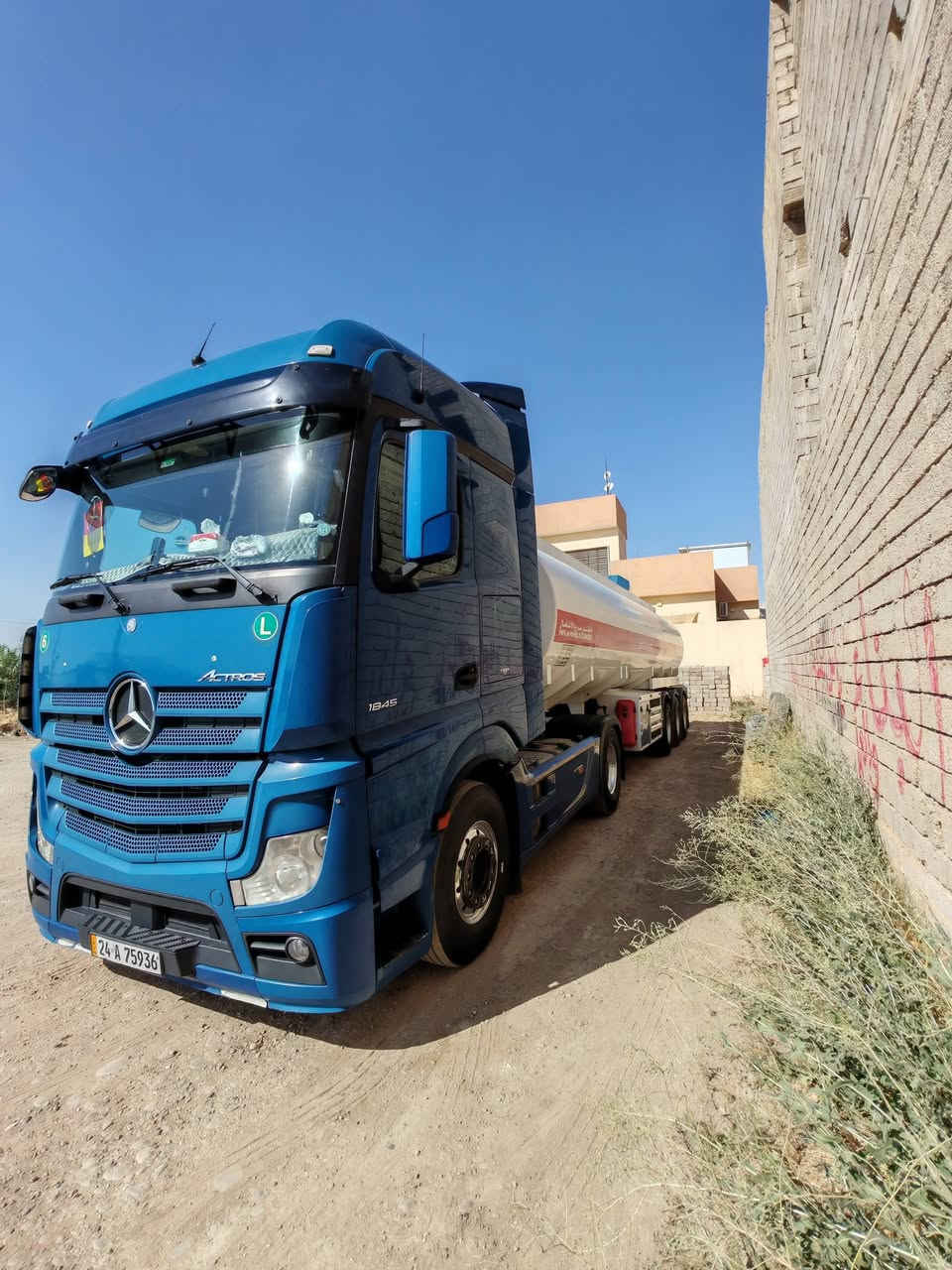 للبيع وحش حجم ٤٥ كور عالي محرك ذهبي رتايدر طوناج جبيس رقم الهاتف ***********
