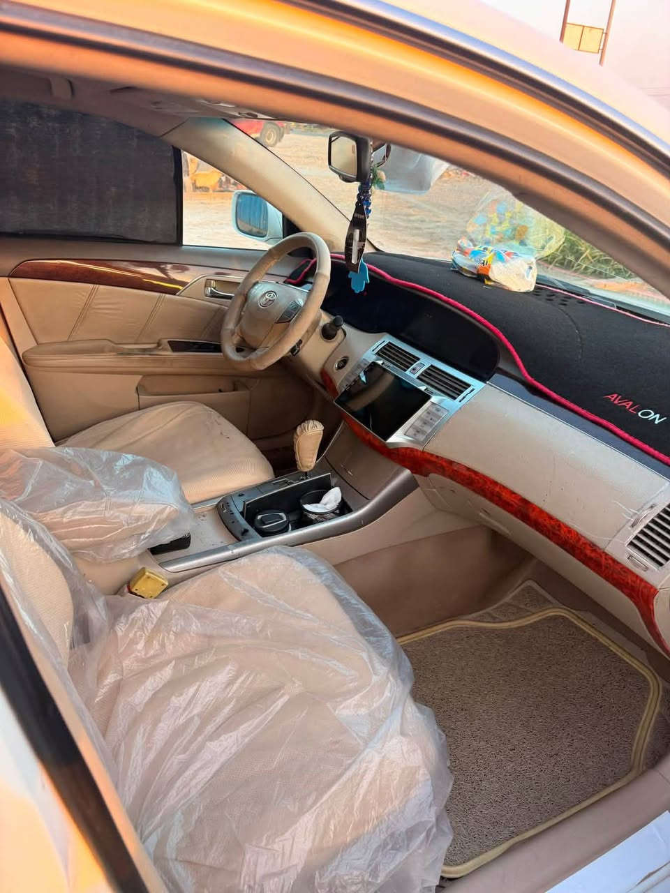 افلون ٢٠٠٨ خليجي فول
- بصمة تشغيل مقاعد جلد تدفئة وتبريد والمواصفات المعروفة الباقية 

- ماشية ١٨٢ سيارة نضيفة 

- الملاحظات — قطعتين صبغ  چاملغ امامي وخلفي

گير و محرك كفالة 

- رقم بغداد تحويل بدون وكالة 

- السعر ١١٢ وبي مجال بسيط 

- العنوان  الأسحاقي 

- غير متواجد ع الفيس هاتف ***********
