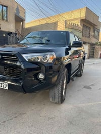 تيوتا 4 رنر موديل 2023  Sr5  ماشية 32،626 ميل وارد امريكي ضربتهة خفيفه...