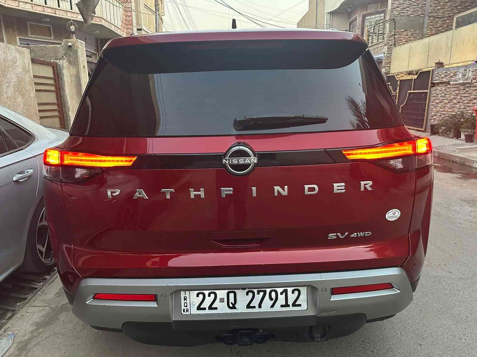 نيسان باثفايندر 2024 SV V6
السلام عليكم 

نيسان باثفندر  (( 2024 )) للبيع  لون ماروني 

موااصفاات السيارة SV 
محرك 6 سسلندر   3500
عداد المسافة 15الف قابل للزيادة

بصمة 
تشغيل عن بعد
رادار امامي (تحديد مسار)
رادار جانبي (نقاط عمياء)
رادار خلفي (تحذير من الاصطدام)
حساسات امامية+ خلفية
كاميرات 360°
كشنات مخمل
كشنات تدفئة
تحكم كشن السايق  كهرباء
اشاير بالمري
تبريد  3 قطع
تحكم وضعيات القيادة...Drive Modes 
شفتات + تحكمات ستيرن 
هيتر ستيرن
‏Apple Car Play
‏Android Auto 
هاند بريك بصمة
اوتو هولد Auto Hold
اوتو ستارت ستوب Auto Start stop
مانع انزلاق+ABS
شاشة كبيرة لمس+كاميرا
منافذ AUX+USB
7 راكب كشن متصل

السيارة حادثه موضح بالصور وصور الحادث مرفقة مضللة للجمالية رقم اربيل باسمي هزة تخلص شهر 5 2027
حتى مادوخك السيارة بنيد مبدل وجاملغ مصبوغ وراجع بصف السايق ايرباك ستيرن وتكمة ساق طاك / نقصها قبغ محرك ودرع جوه السيارة لايت تكمة ورة السايق عاطل  شك 10سم كشن السايق يتخيط  

مكان السيارة بغداد 
السعر 27500 $

***********
