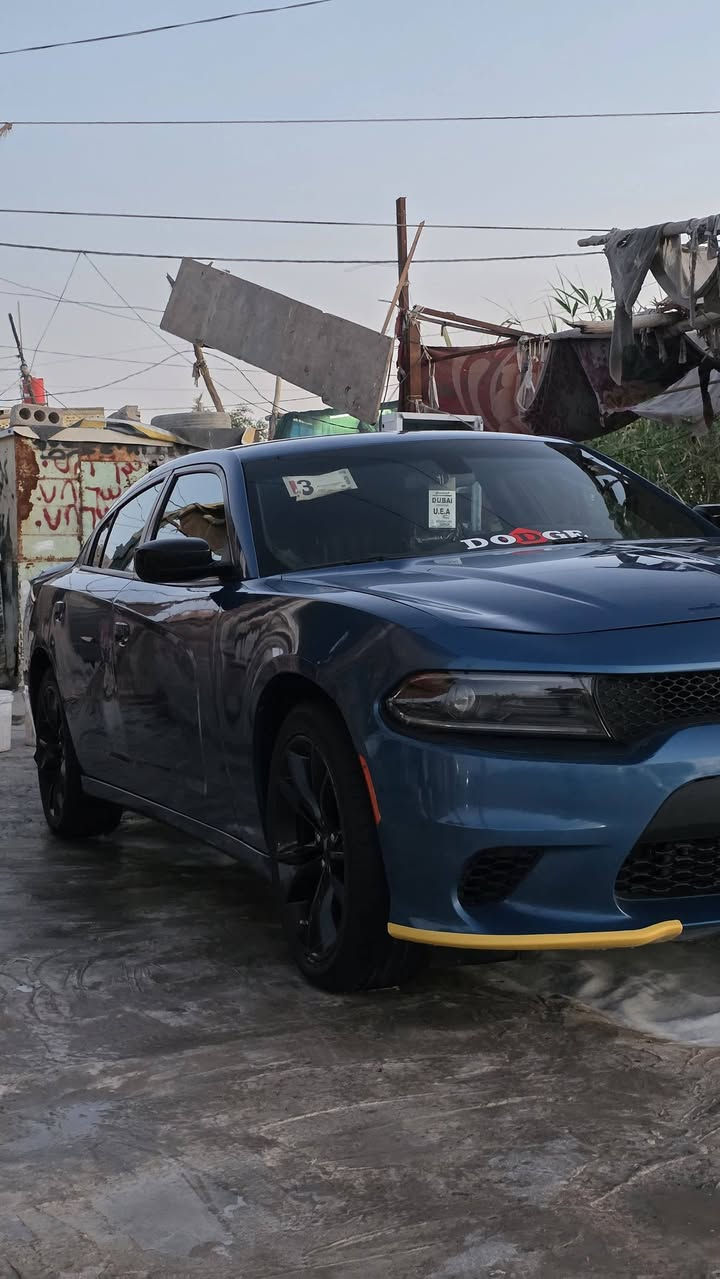 السلام عليكم
دوج جارجر 2023 Sxt اصل الاصدار الاخير وارد امريكي حادث باب وجاملغ موضح بالصور والباقي كفالة 
سياره جديده وبعدهي ع وضع الشركه ماشيه 37الف جاهزه من كلشي 
محرك 3600 تو ويل
رقم  اربيل دولي أتريد تحويل سنويه لـ2030
السعر 235 وبيه مجال مكاني  النجف 
بيع او مراوس حسب قناعه
***********
